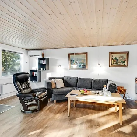 Feriehus Jula - 800m From The Sea By Interhome *
